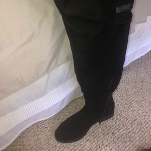 Blk over the knee flat boots